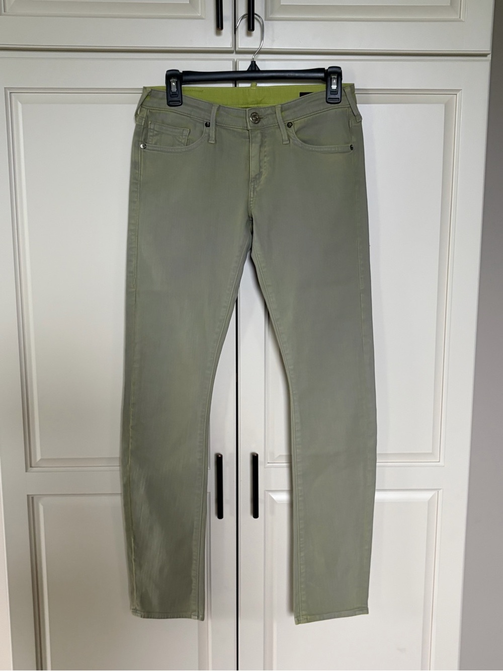 True Religion Women’s Stella Skinny Jean- Made in Italy- Moss Green- Size 28